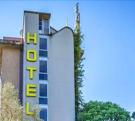 Real Hotel