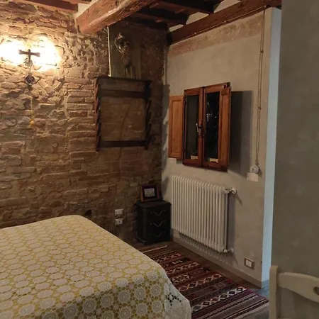 San Lorenzo Church Apartment Florence