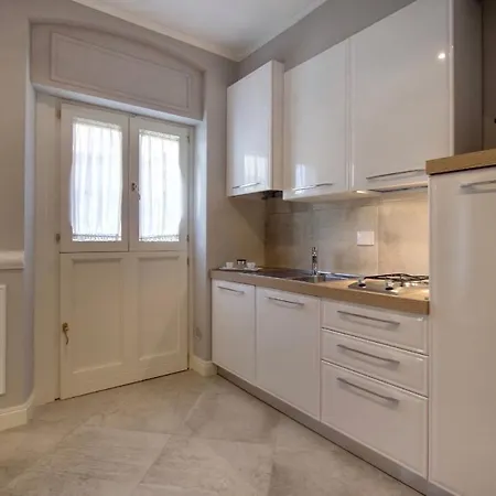 Giotto Apartment *