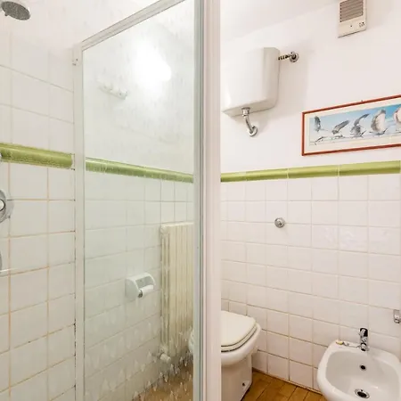 Apartment Refined Flat With Private Loggia In San Frediano *
