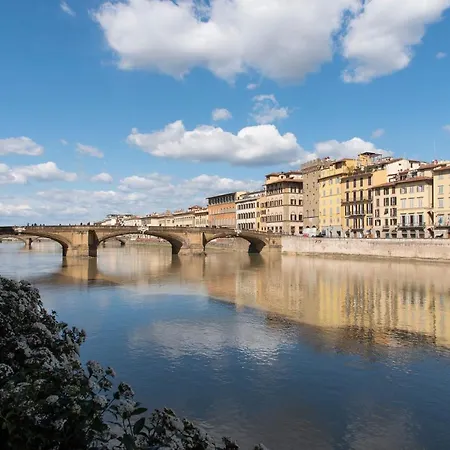 Ponte Vecchio Luxury And Stylish דירה