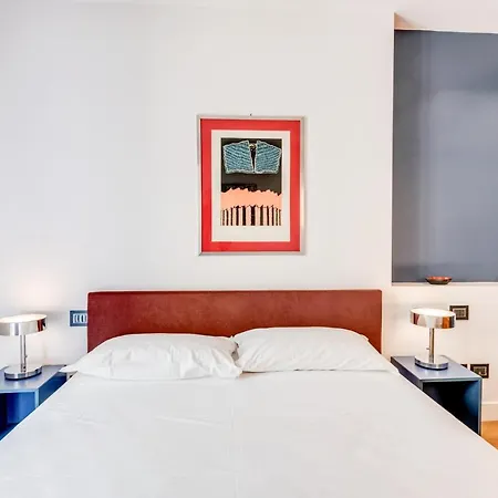 Piazza Santa Croce Design With Balcony Apartment Florence