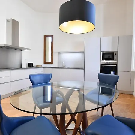 Апартаменты Cappelle Medicee Luxury Flat Флоренция