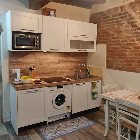 San Lorenzo Church Apartment