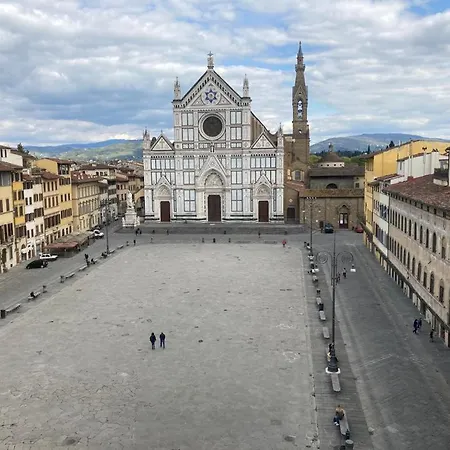 Apartamento Attico In Piazza Santa Croce Florença