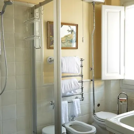 Bed & Breakfast Trentatre Florence