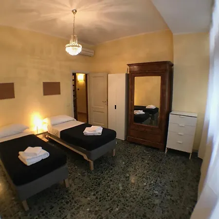 Apartment Ponte Vecchio 4 Bedrooms *