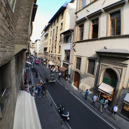 Ponte Vecchio 4 Bedrooms Florence