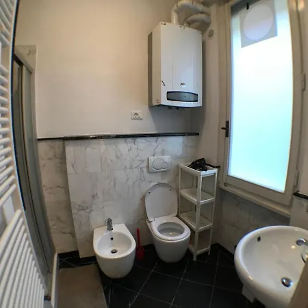 Ponte Vecchio 4 Bedrooms Apartment