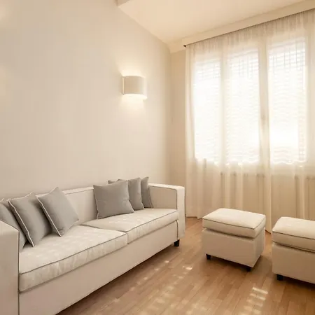 Apartment Duomo Prestige By Mmega