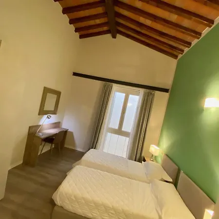Corso Third Floor Apartment Florenz