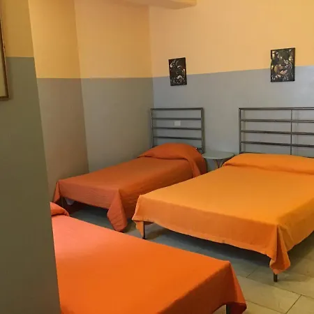 Apartamento Random At Our Choice Located In Palazzo Rosselli 55