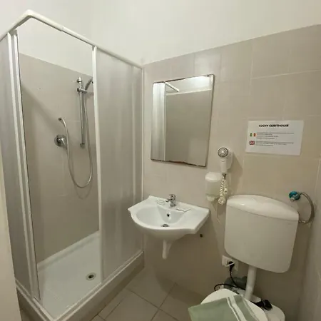 Lucky Guest House Bed & Breakfast Florence