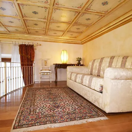Italian Experience-suite Medici Loft 8 Apartment Florence