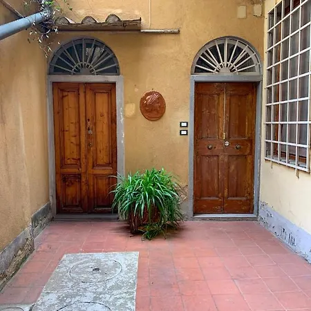 Appartement Quiet House In The Historic Heart Of - Ruote Florence