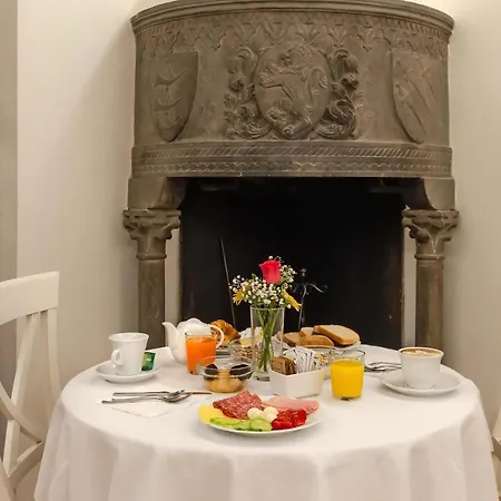 Hotel Accademia 3*