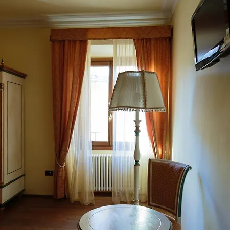 ゲストハウス Casa Leopardi フィレンツェ