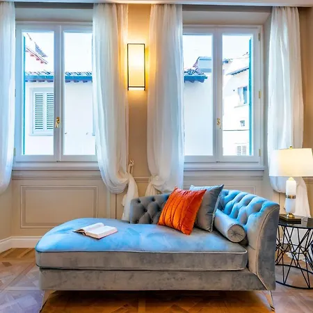 Apartment Genteel Via Della Spada