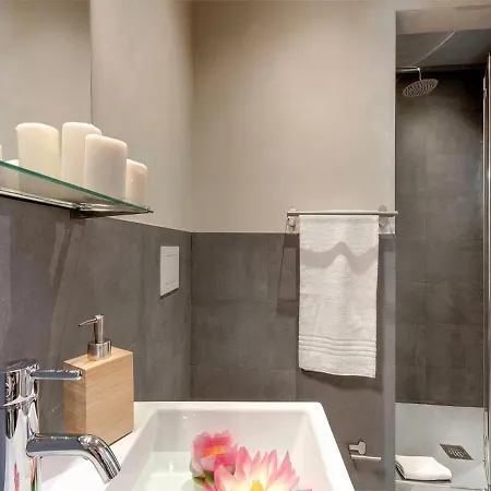 Santa Croce Luxury Flat In The Center With Kitchen