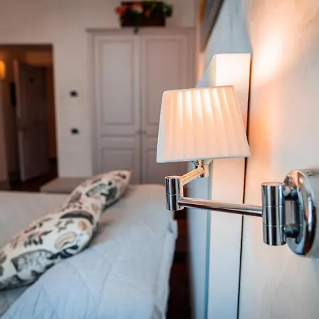 Guest house Il Salotto Di 3*
