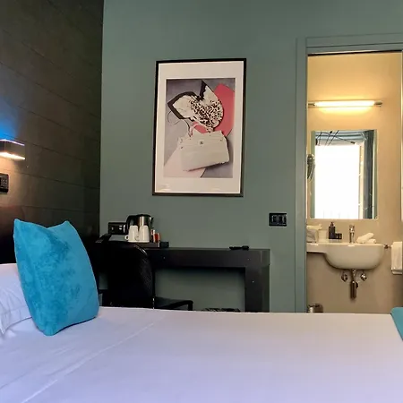 Hotel Globus Urban 4*