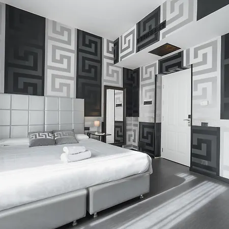 Hotel Spagna 2*