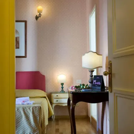 Hotell Hermitage 3*