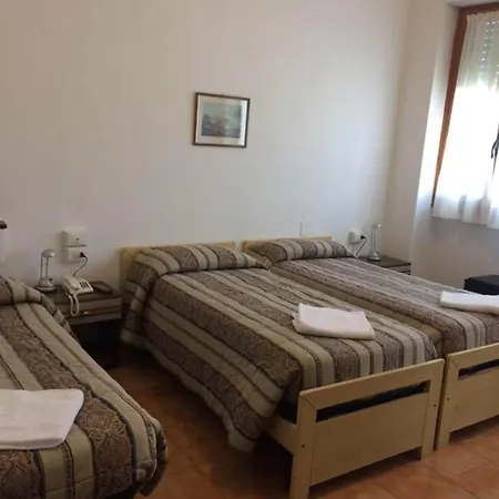 Bodoni Hotel 2*