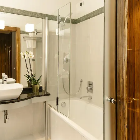 Hotel Cosmopolitan 4*
