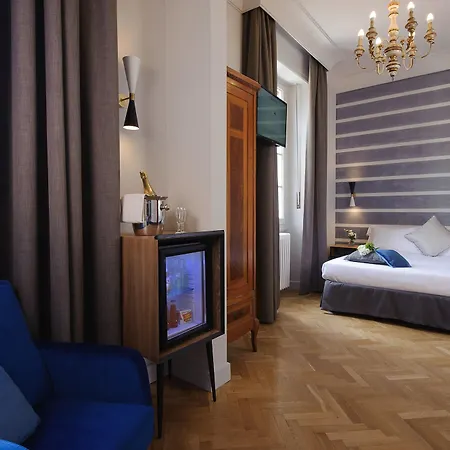 Lungarno Vespucci 50 Hotel