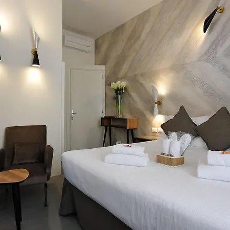 Lungarno Vespucci 50 Hotel