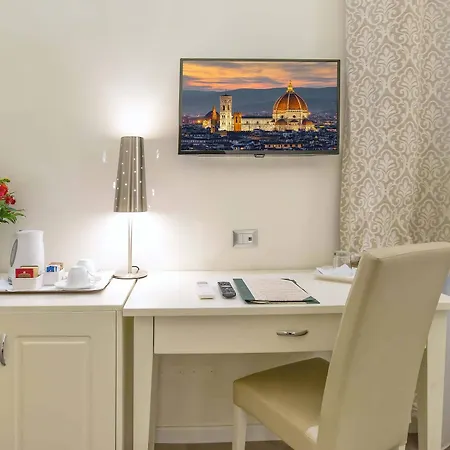 Hotel Accademia 3*