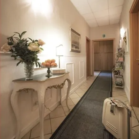 Residenza Manzoni 3* Florence