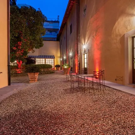 - Dragomanni Loft With Patio * Florencia
