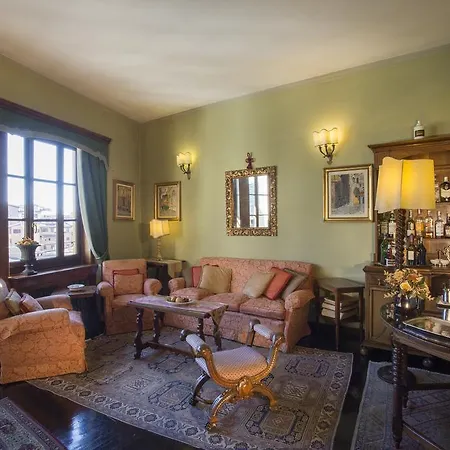 Hotell Hermitage 3*