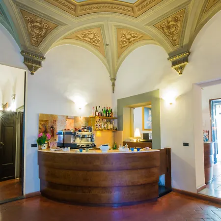Vasari Hotel 3*