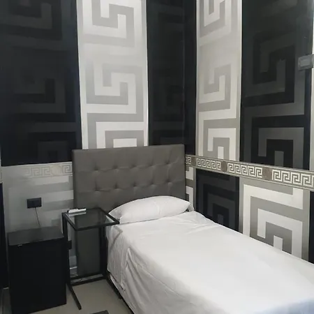 Spagna Hotel 2*