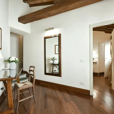 Apartamento Buonarroti Big With Terrace In Oltrarno