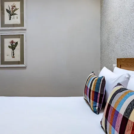 Numa Fiore Aparthotel *