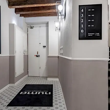 Numa Fiore Aparthotel