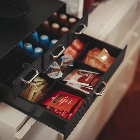 Nest In Apartment *
