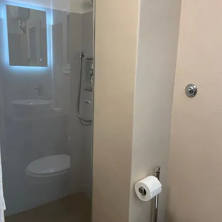 Rjgal Apartment