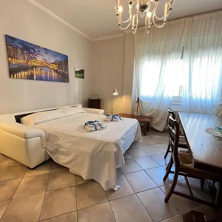 La Finestra Sul Giardino Apartment