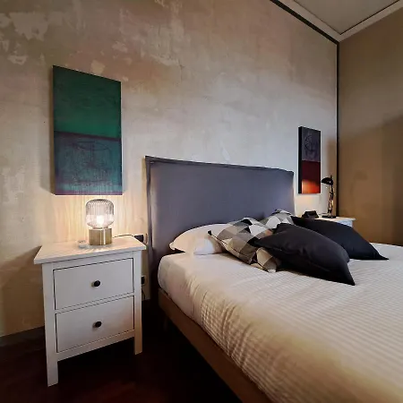 Apartment Corsica 11 Florenz