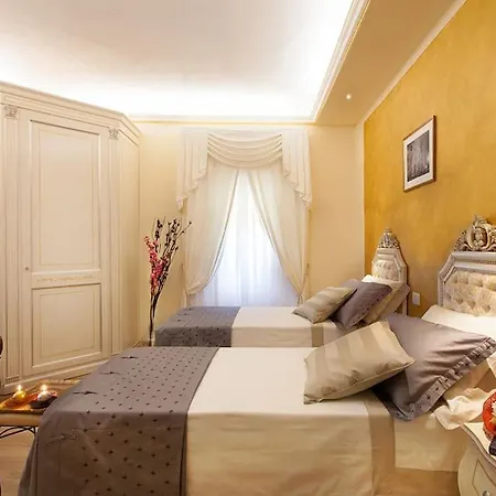 Apartment La Culla Di Dante Luxury In Duomo Florence