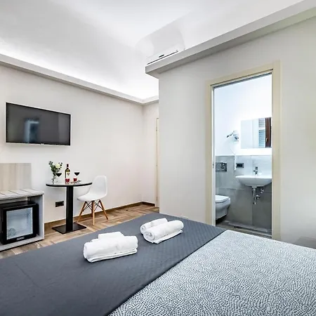 Lorenzo De' Medici Bed & Breakfast 3*