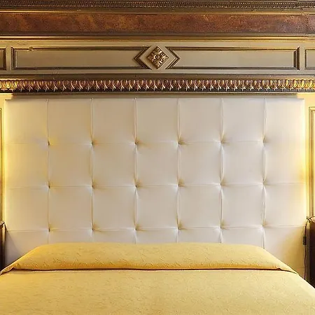 Bretagna Heritage - Alfieri Collezione 4* Florence