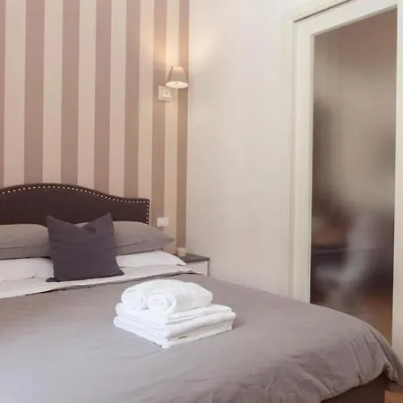 Appartement Di Charme A Due Passi Dalla Stazione *