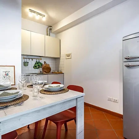 Yid Oltrarno Segreto Apartmán *