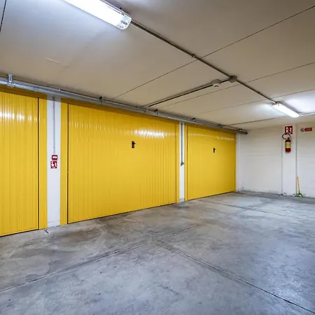 Yid Oltrarno Segreto Apartment